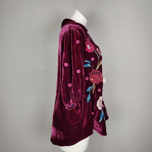Johnny Was Junia Red Velvet Lisbon Shirt Embroider Boysenberry Size Large - Picture 3 of 15